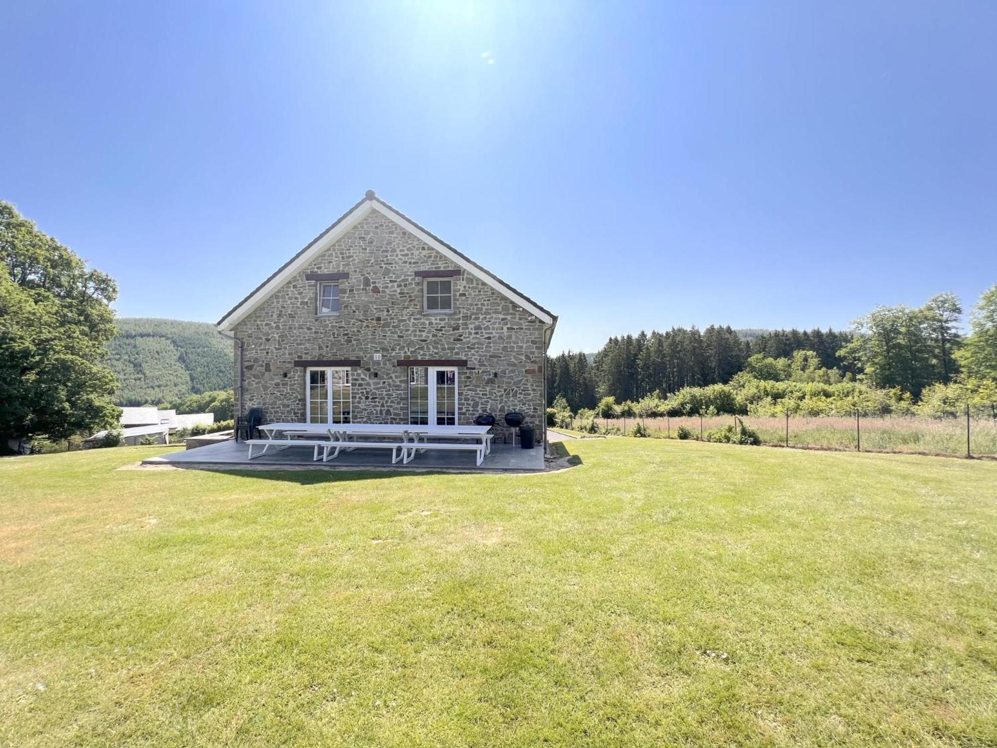 Sur Les Thiers Villa Lierneux Dış mekan fotoğraf